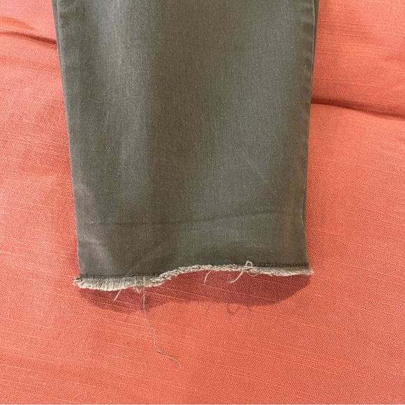 Banana Republic Girlfriend Authentic Chino - Picture 7 of 12